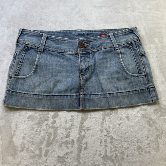 X2 Dresses & Skirts - Y2K X2 Denim Micro Mini Skirt Size 6 Light Wash Low Rise Jean Stretch